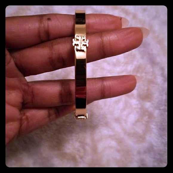 Tory Burch Jewelry - Tory Burch Yellow Gold Bracelet